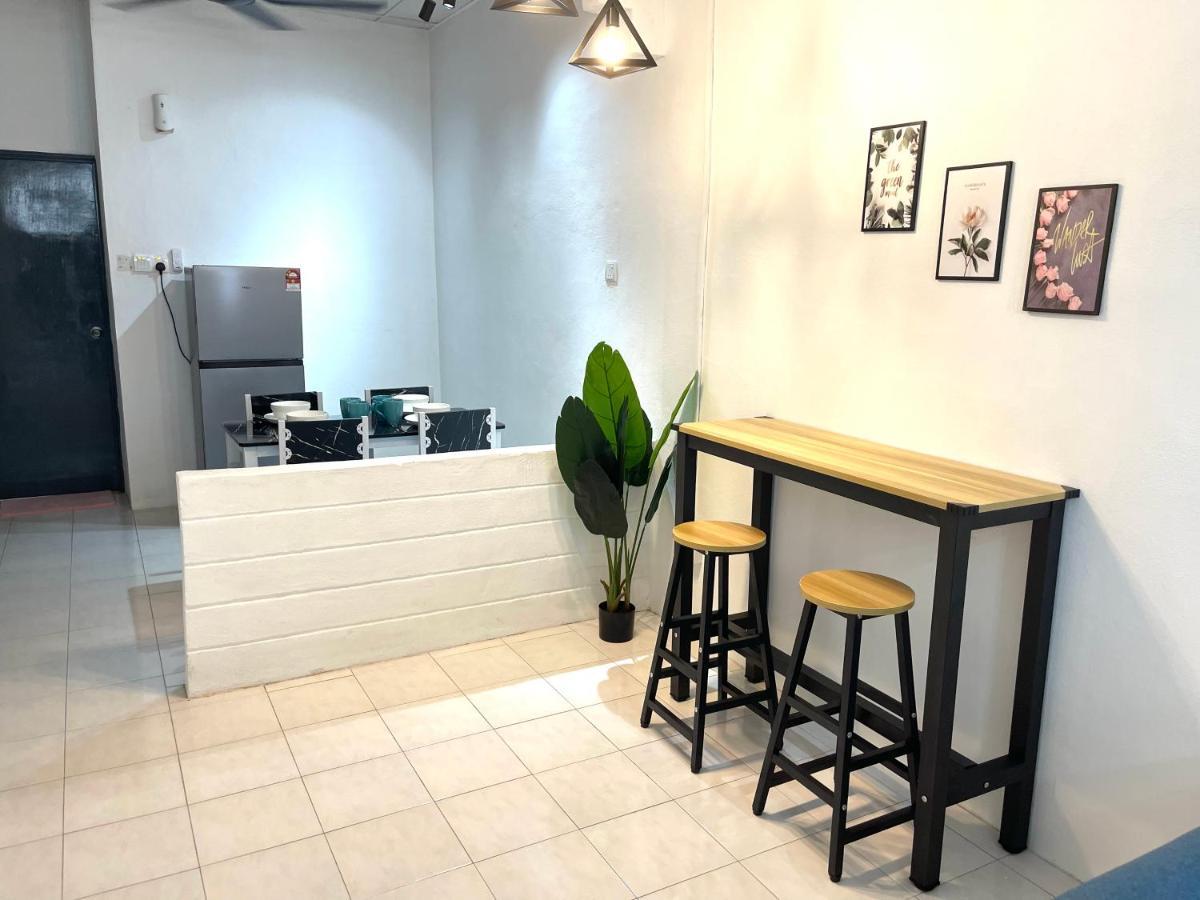 Entire Cozy Home 16 • 3 Bedroom @ Alma Bukit Mertajam Esterno foto