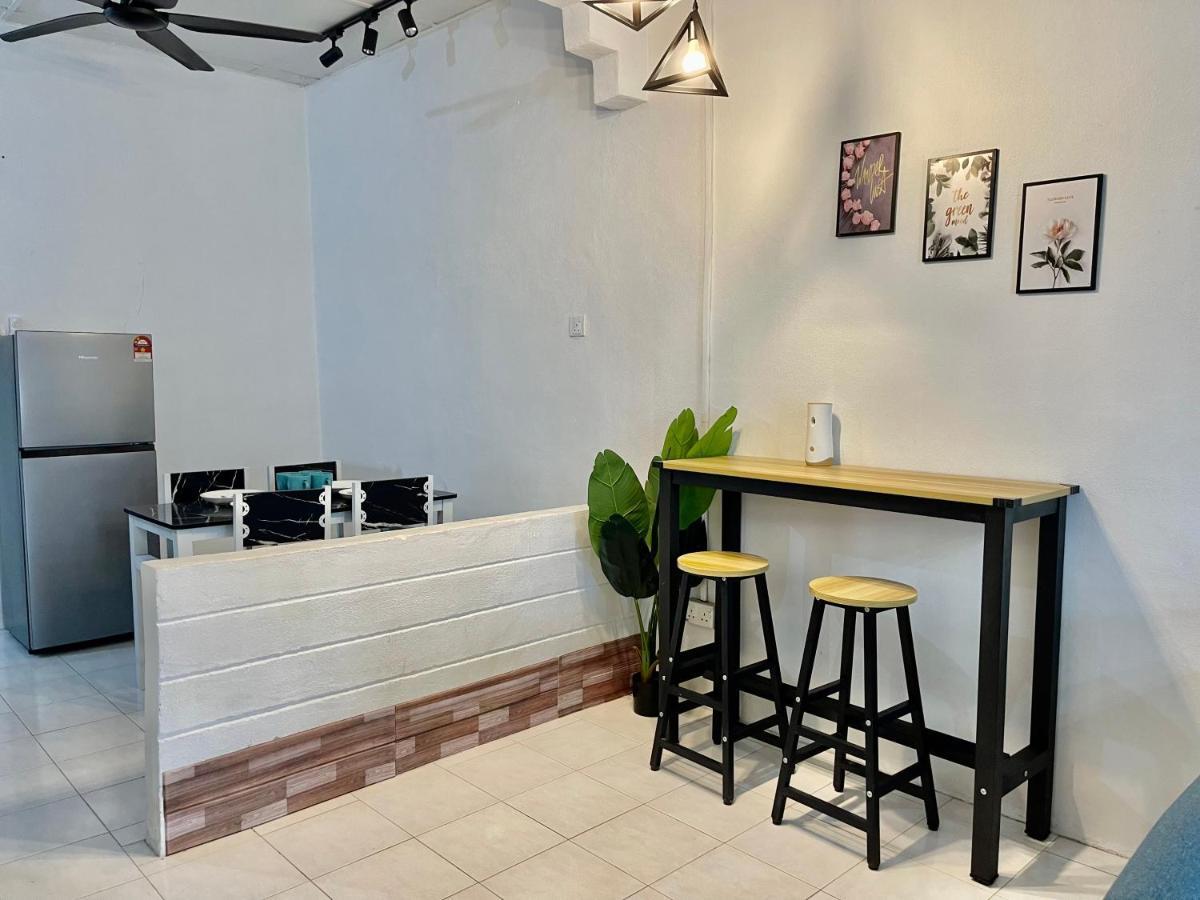 Entire Cozy Home 16 • 3 Bedroom @ Alma Bukit Mertajam Esterno foto