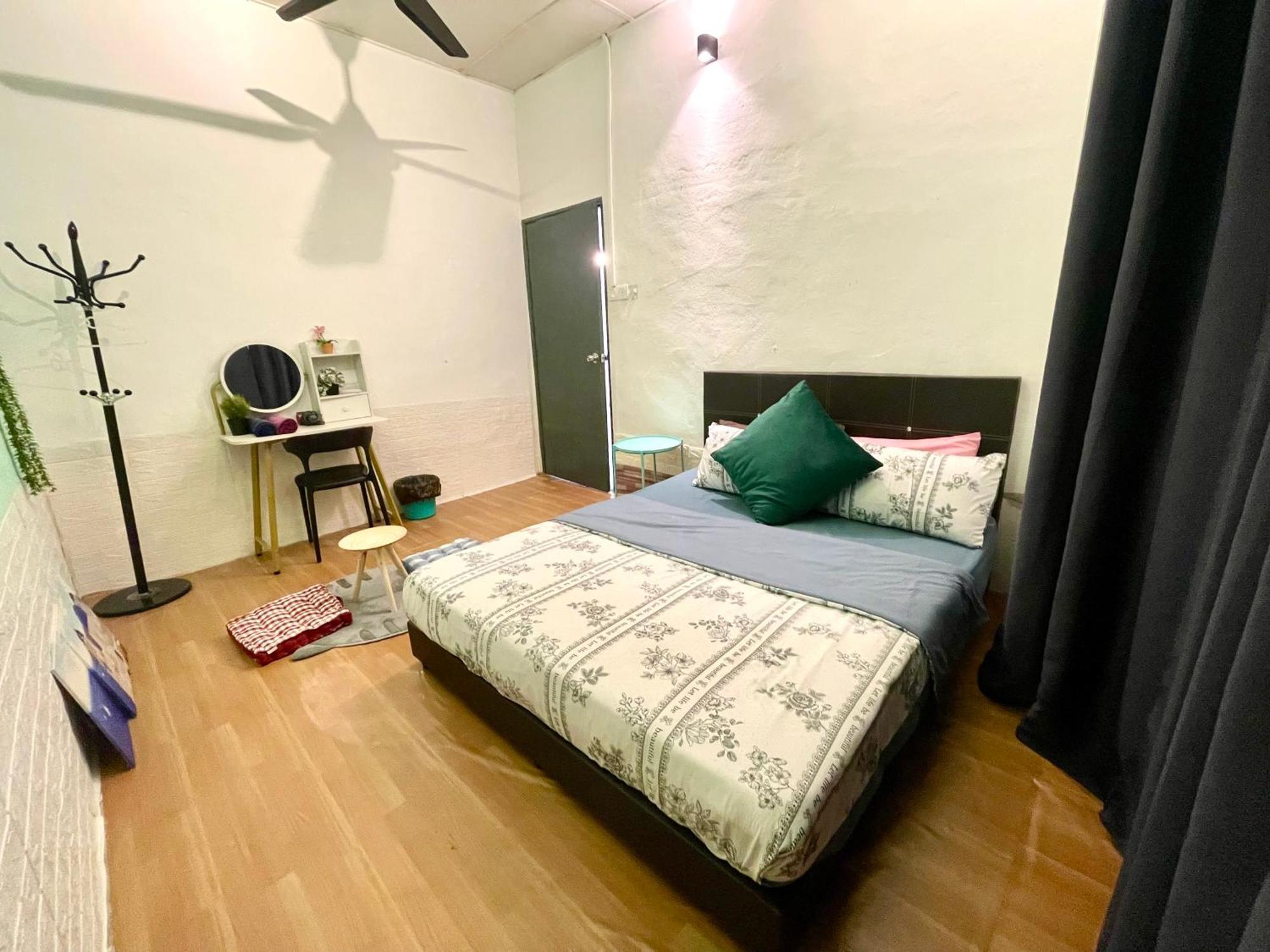 Entire Cozy Home 16 • 3 Bedroom @ Alma Bukit Mertajam Esterno foto