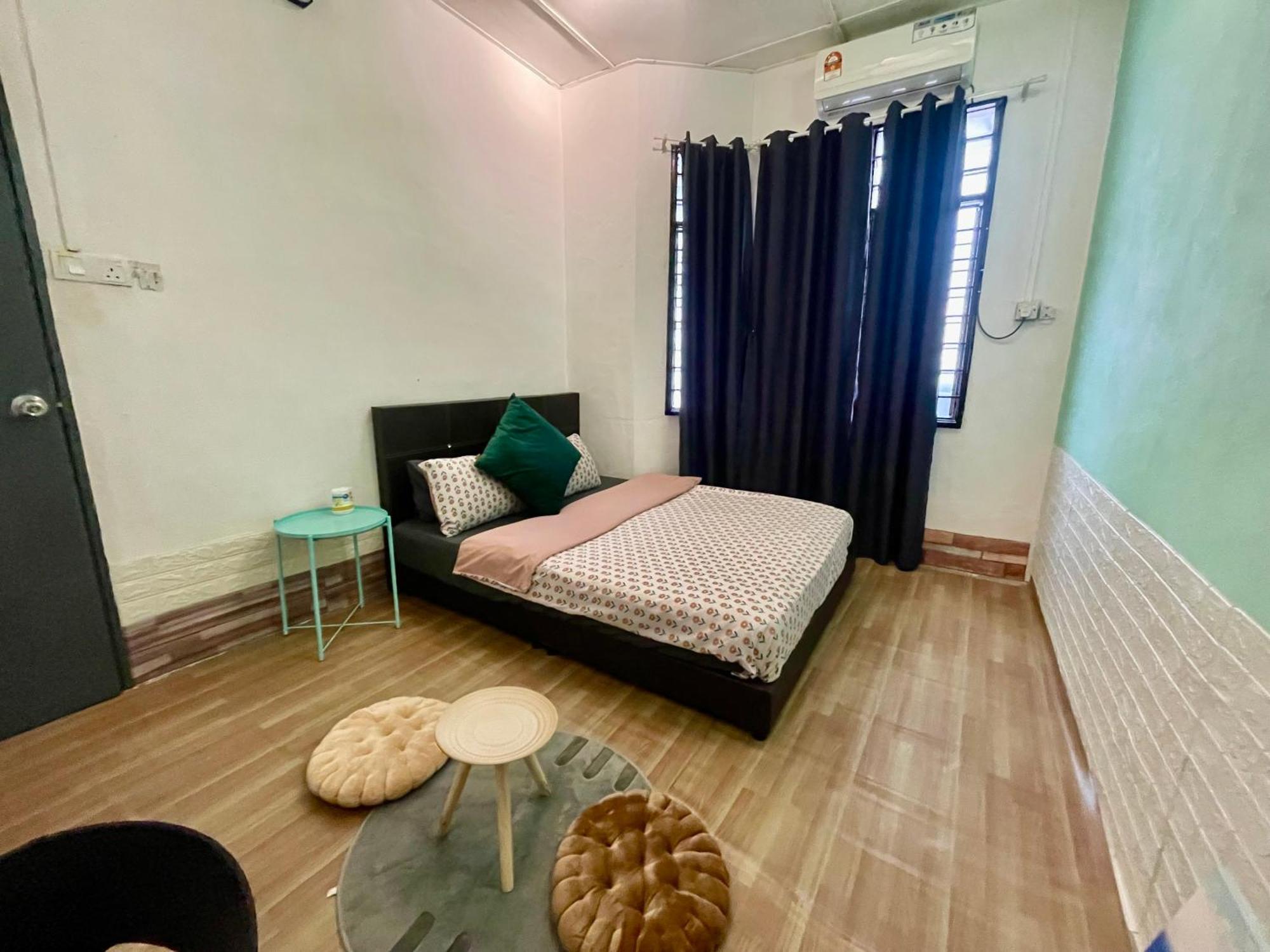 Entire Cozy Home 16 • 3 Bedroom @ Alma Bukit Mertajam Esterno foto