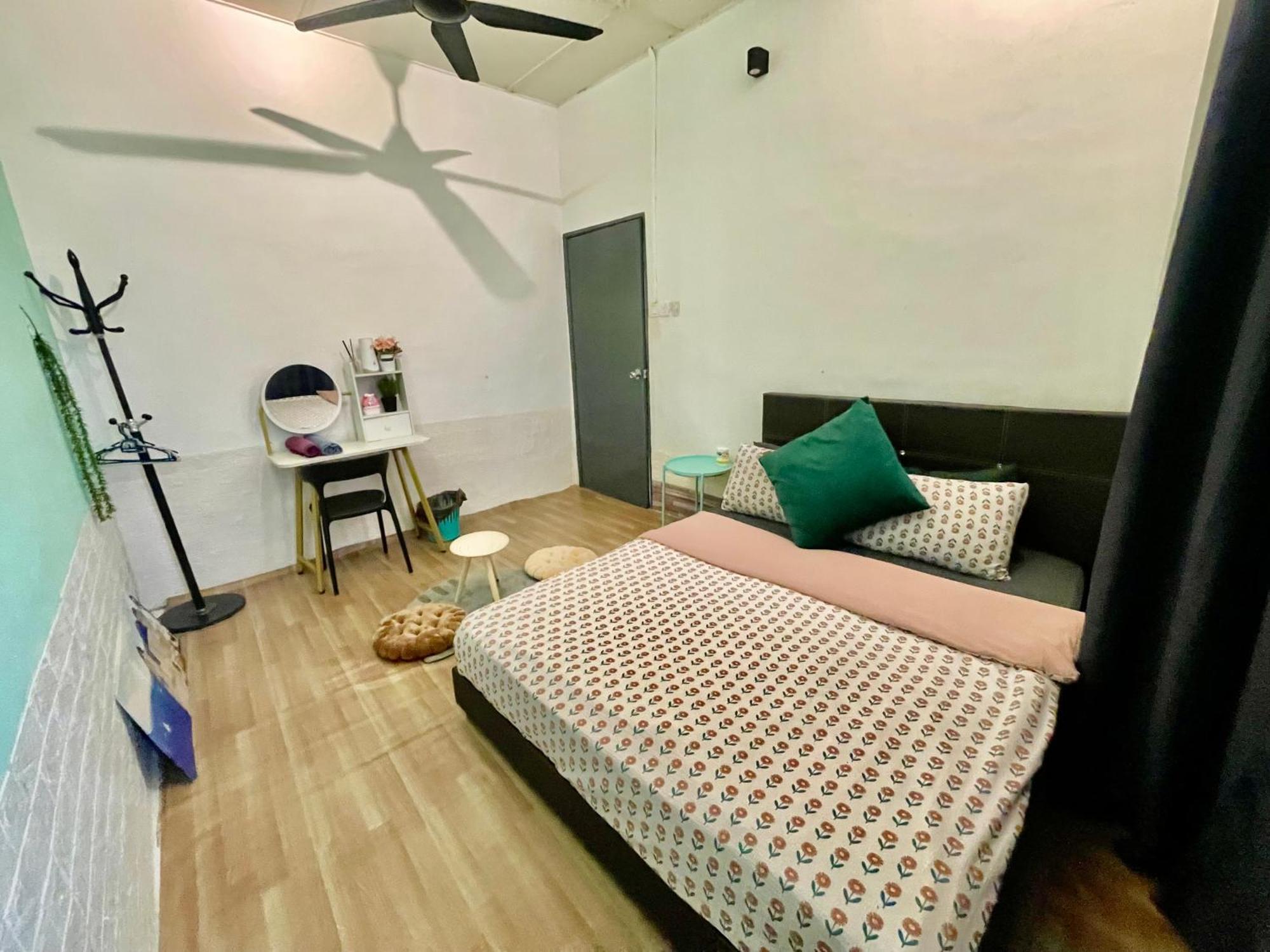 Entire Cozy Home 16 • 3 Bedroom @ Alma Bukit Mertajam Esterno foto